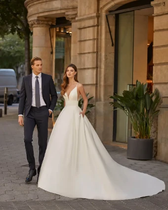 Luna Novias Style #Traza #0 Ivory thumbnail